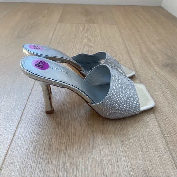 Marc Fisher Silver Sparkling Diamond Square Heels - Picture 2 of 6